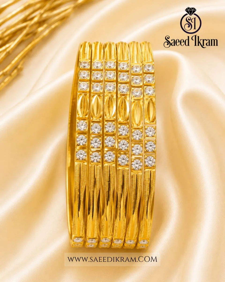 Pretty Shine Gold Bangles