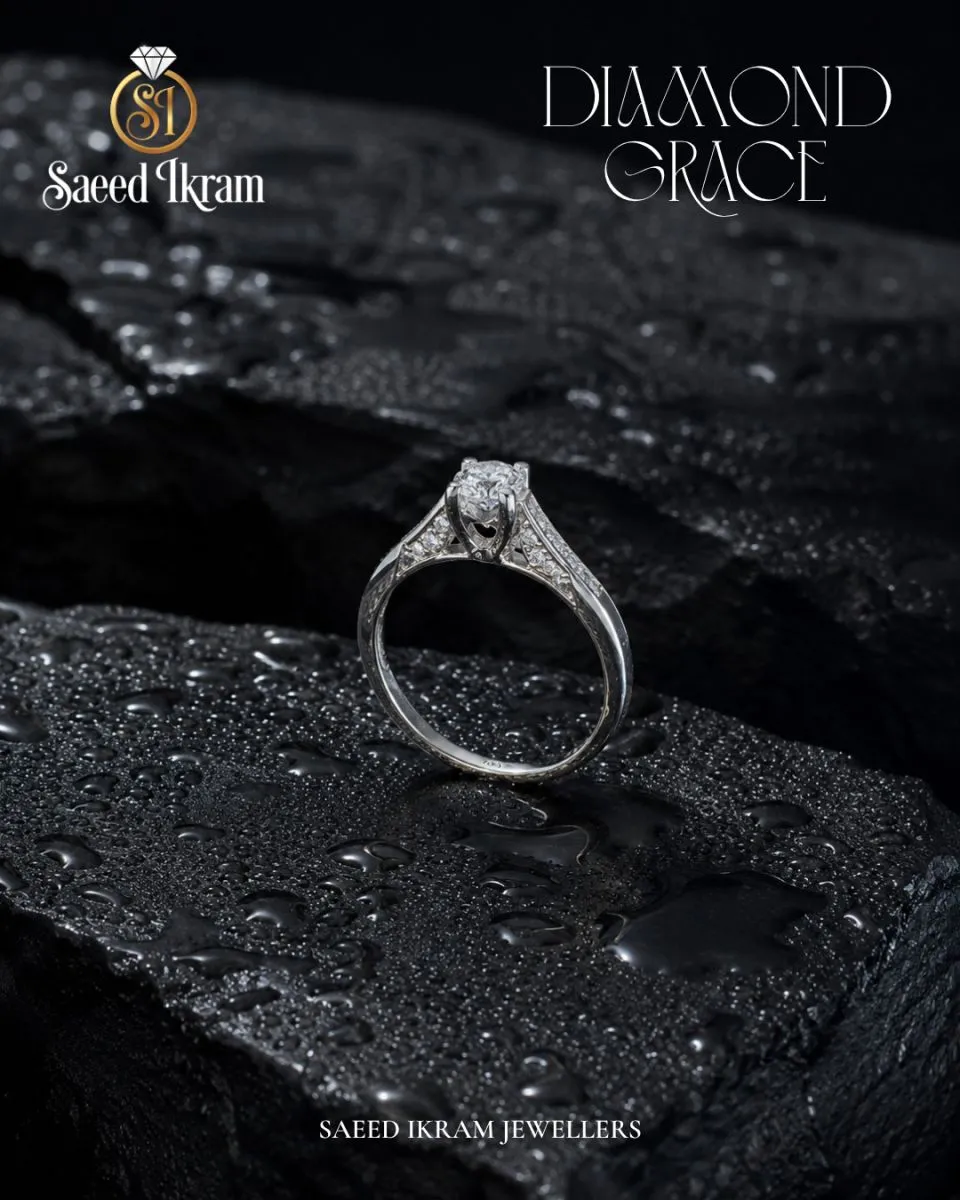 Diamond-ring 205