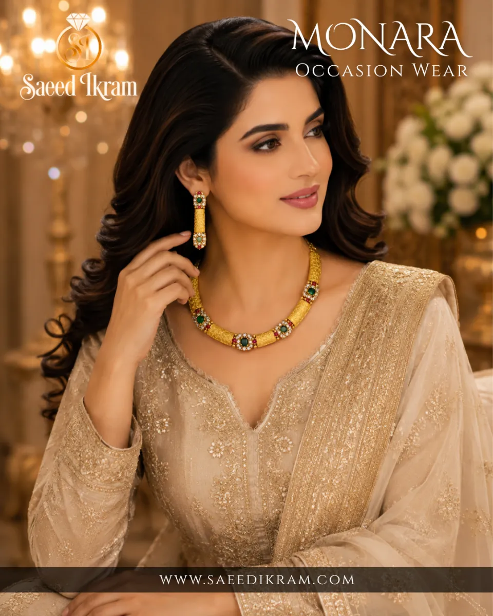 Golden Noble Necklace Set