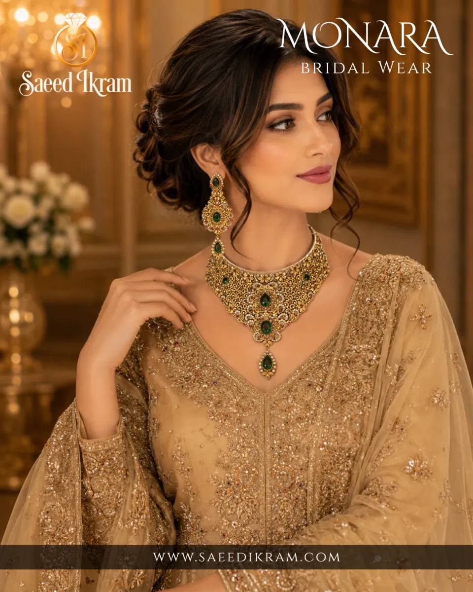 Stylish Gold Necklace Set