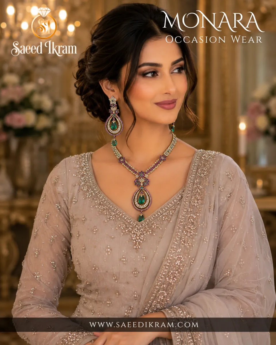 Attractive Gold Necklace Set