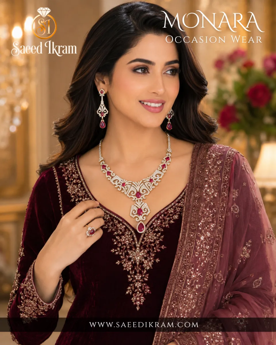 Signature Gold Necklace Set