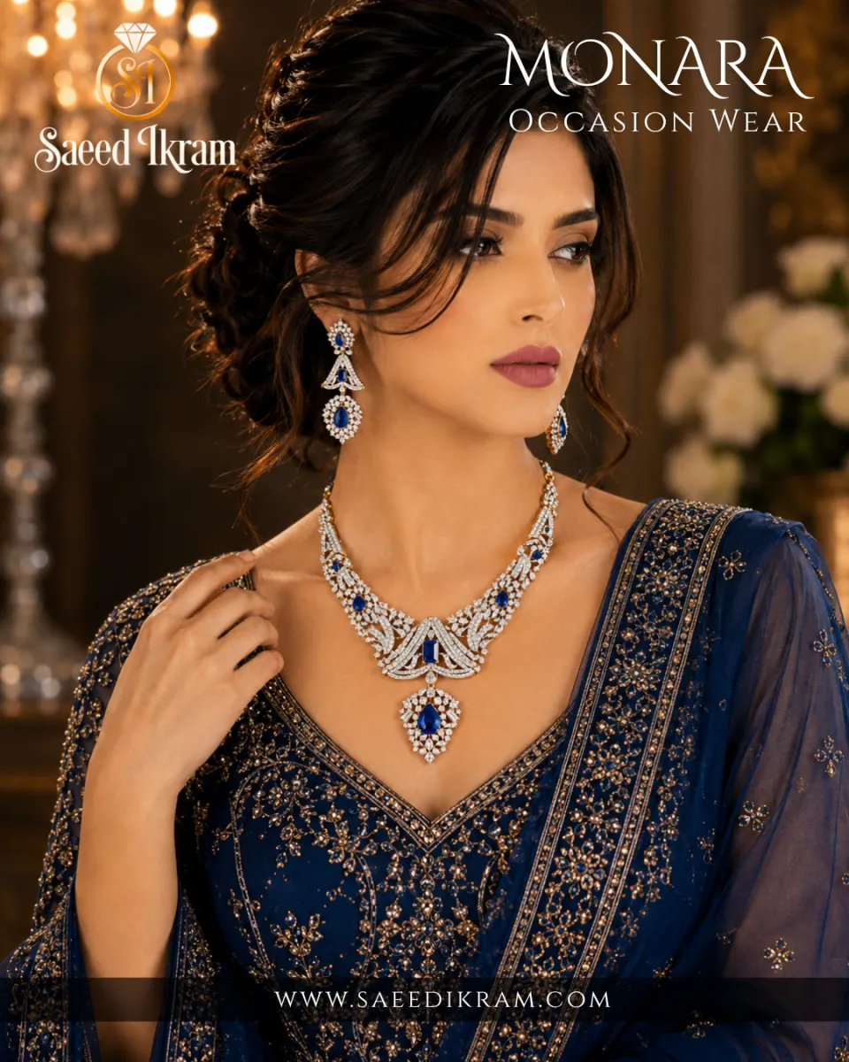 Elegant Gold Necklace Set