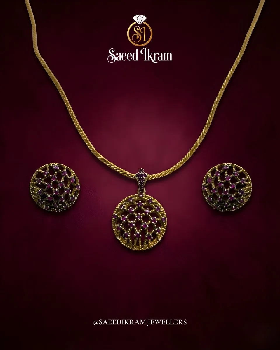 Gold Round Pendant