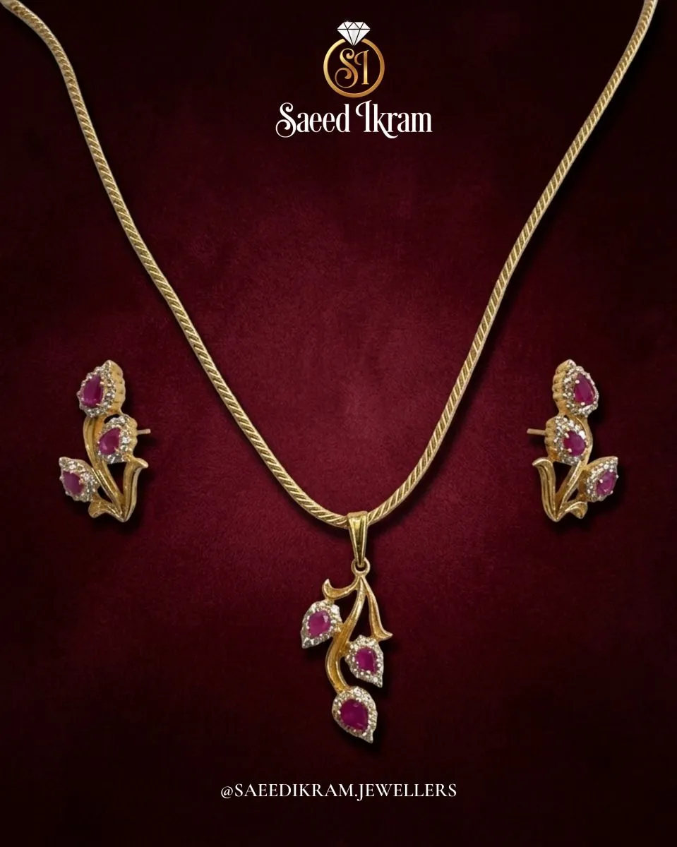 Gold Pearl Pendant